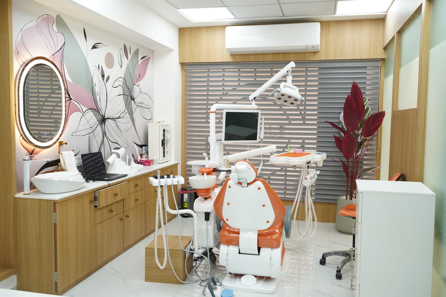 WhatsApp Image 2025-11-24 at 1.52.40 PM (2)